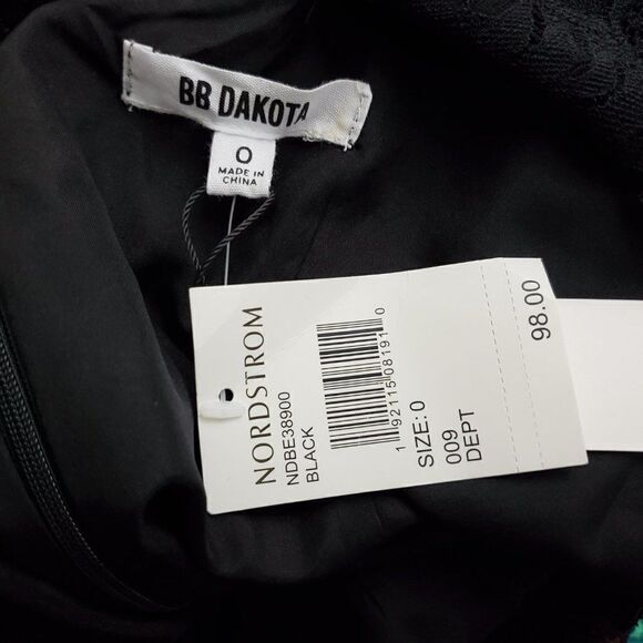 BB DAKOTA 𝅺NEW Rihanna Black Lace Dress 0 NWT - Picture 7 of 8